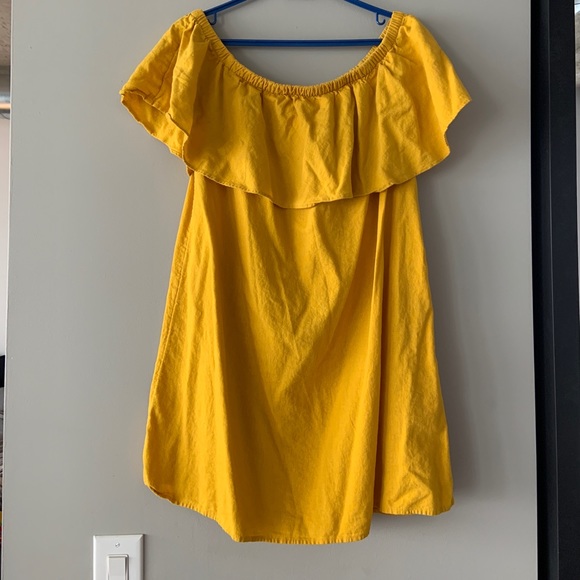 Off shoulder dress - Picture 1 of 1